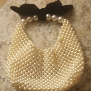 Chic Pearl and Black Bow Hair Clip